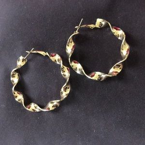 Twisted gold hoops